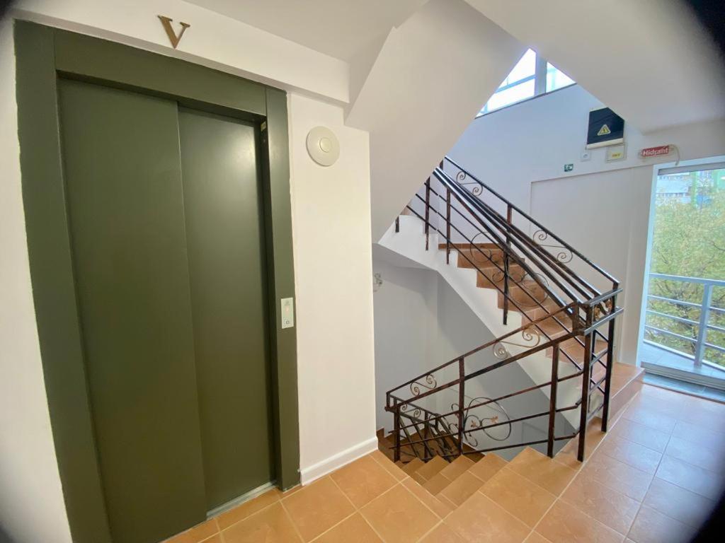 Kpm Downtown Apartments Bukareszt Zewnętrze zdjęcie